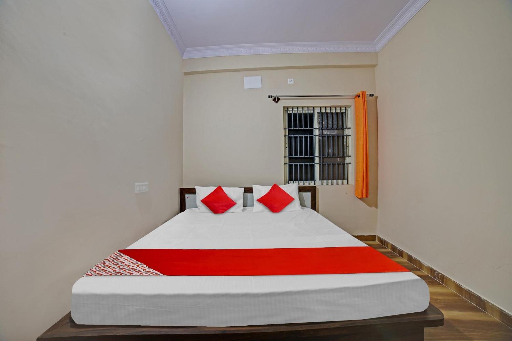 Spot On 81074 Sk Lodge Bangalore Exterior photo