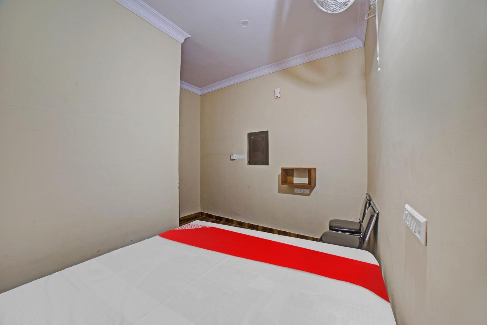 Spot On 81074 Sk Lodge Bangalore Exterior photo